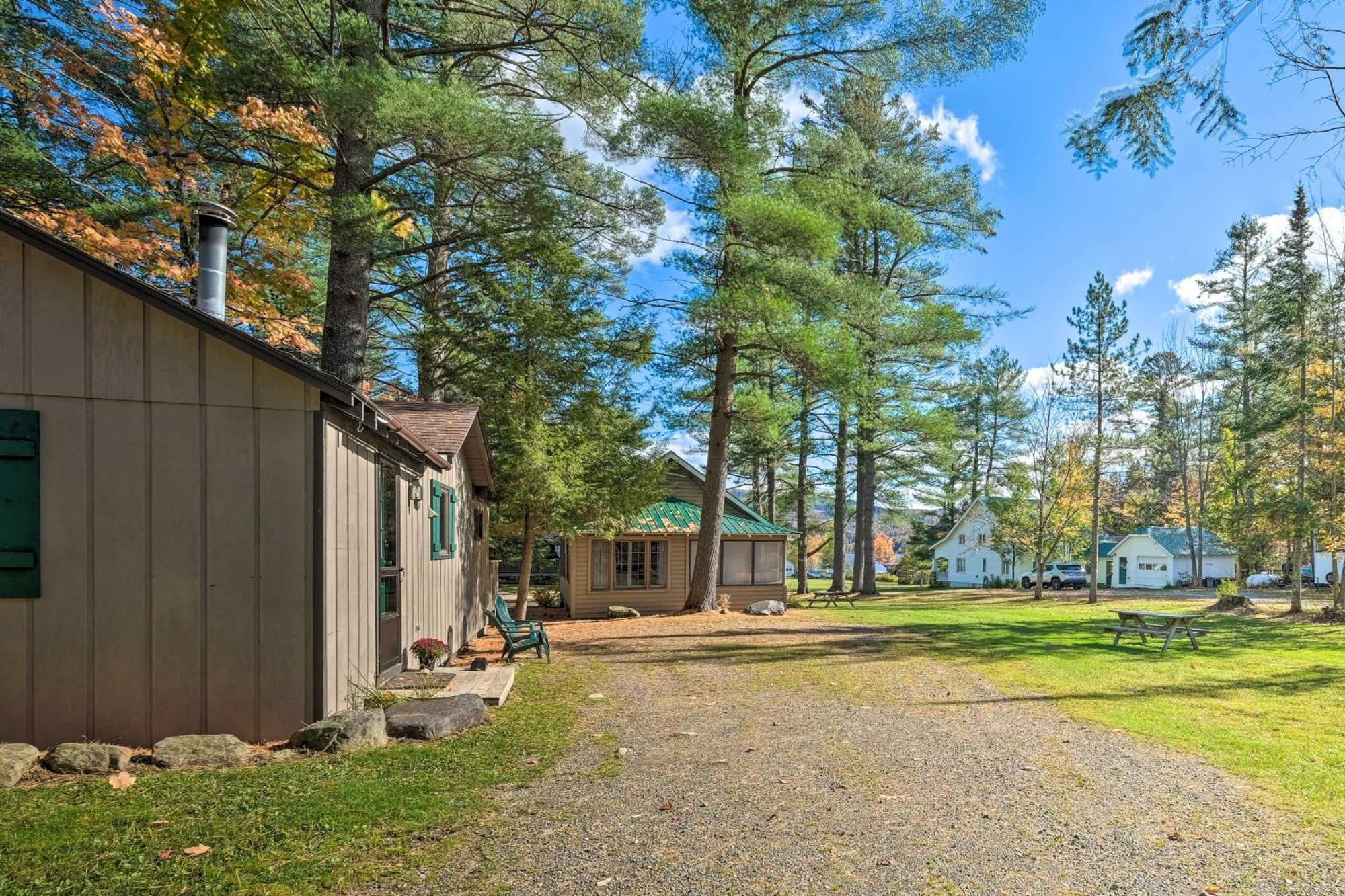 Lake Pleasant Cabin On 3 Acres With Kayaks And Beach! 외부 사진