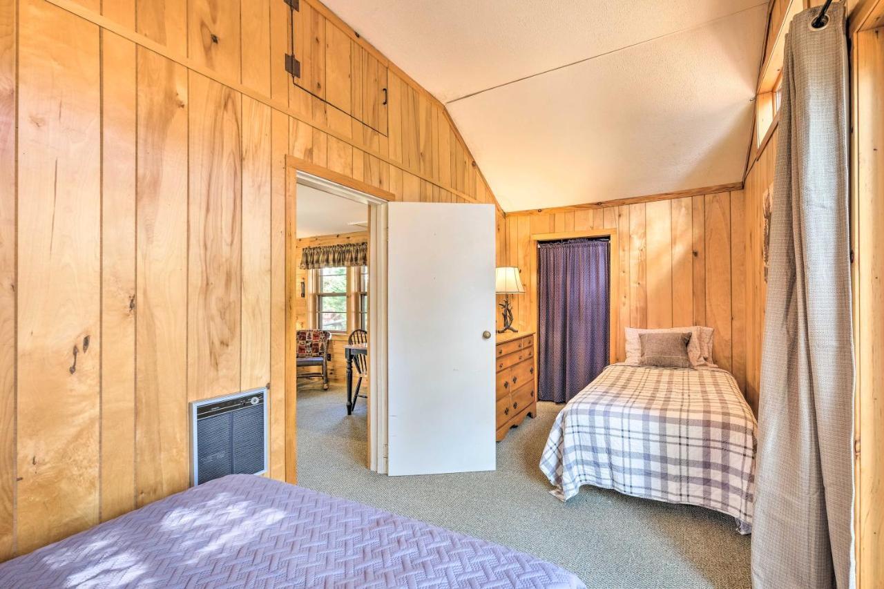 Lake Pleasant Cabin On 3 Acres With Kayaks And Beach! 외부 사진